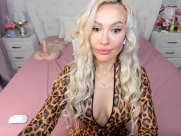 Bongacams Watch Live Sex Cams of HottieSweetBritney