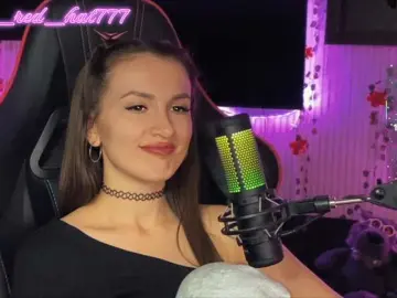 Bongacams Free Porn Cam of Supergirl7771