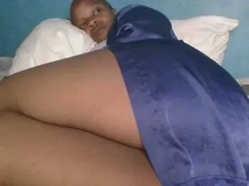 Bongacams Free Live Porn of Melaninfetish02