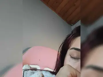 Dicksucking milf cams
