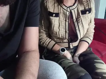 Cam4 Adult Video Chat of Nousdeux81