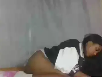 Cam4 Sex Cam of Kiara_Mimi