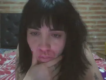 Cam4 Nude Webcam of solcito28sexy