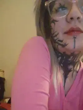 Cam4 Adult Webcam of helenapiola1