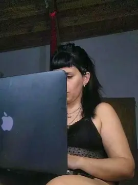 Cam4 Live Sex of Ayuqueen