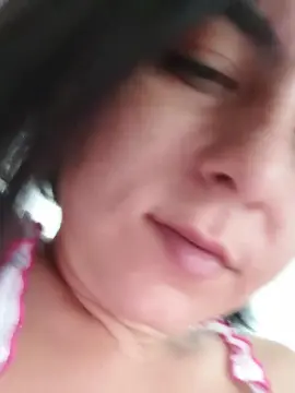 Cam4 Free Porn Cam of cuteandwet