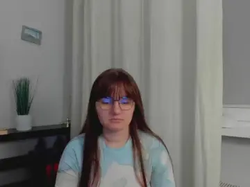 Cam4 Adult Video Chat of julie_sensual