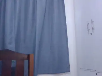 Cam4 Free Live Porn of Love2Care4U