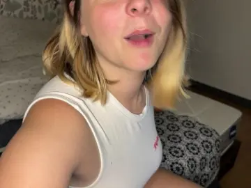 Cam4 Watch Live Sex Cams of Nina_blain
