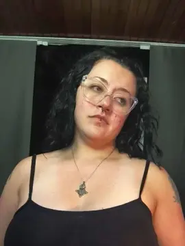Cam4 Live Porn of MonikaBohn99