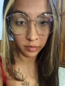Cam4 Live Sex Cam of Andreinaaltami