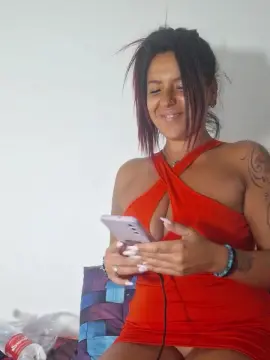 Cam4 Live Sex of Allyson22andy