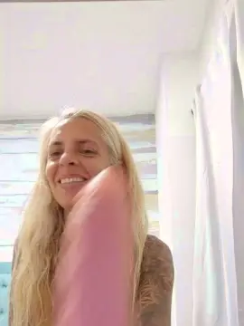 Cam4 Adult Video Chat of Platinumgoddess