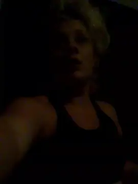 Cam4 Watch Live Sex Cams of sexywetmama
