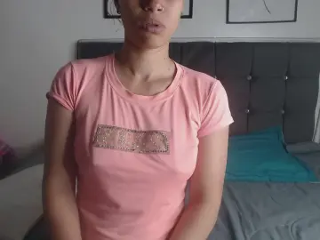 Cam4 Adult Video Chat of velvet_kiss