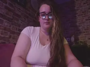 Cam4 Free Live Porn of Foxyroxxyx