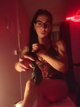 Cam4 Watch Live Sex Cams of Gwloria