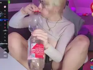 Cam4 Sex Cam of Livewithlucy