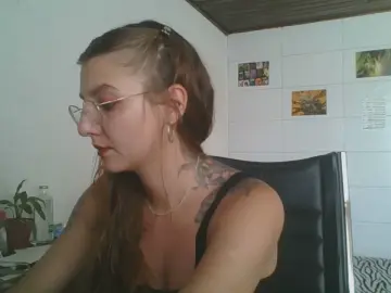 Cam4 Nude Webcam of babydemon6