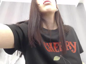 Cam4 Live Sex of Kitty_Amira