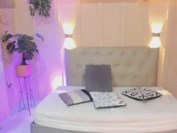 Cam4 Free Live Porn of chloe_rosse_