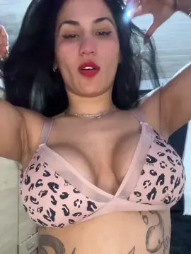 Cam4 Private Sex Chat of MICALOVERS