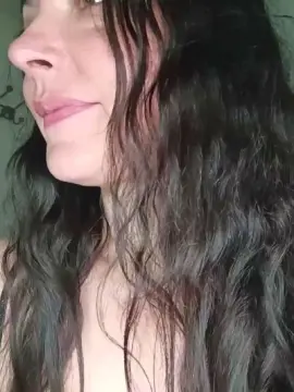 Cam4 Live Porn of FoxySpanks