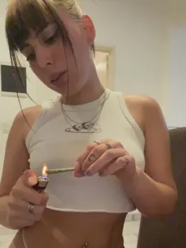 Cam4 Live Sex of Mikukush_