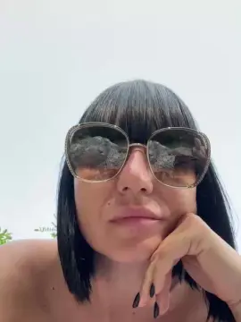 Cam4 Live Sex of Clleopatra