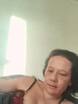 Cam4 Live Sex Cam of zeousse24