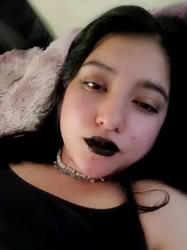 Cam4 Watch Live Sex Cams of KreepyH0e_