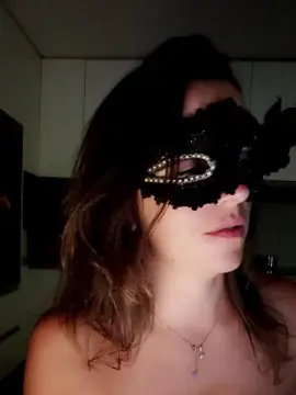 Cam4 Live Sex of Paola_1985