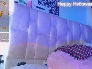 Cam4 Nude Webcam of charlotte_10103