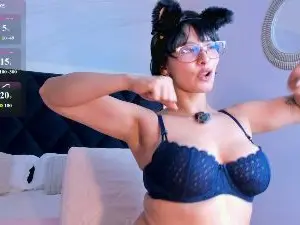 Cam4 Adult Video Chat of ramonaflower_
