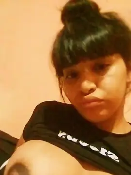 Cam4 Live Sex of Qaren45