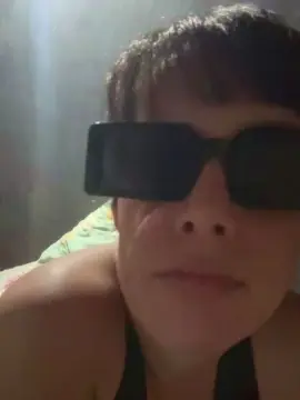 Cam4 Free Porn Cam of Caramelit00