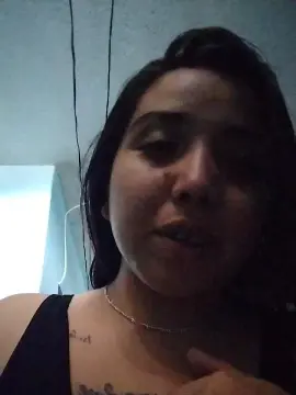 Cam4 Live Sex Cam of Saralun