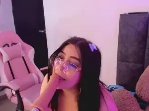 Cam4 Live Sex of belindacollins