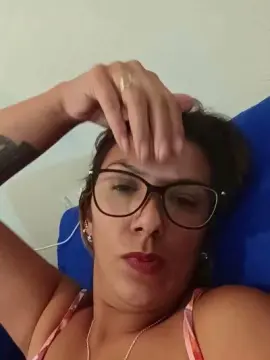 Cam4 Free Live Porn of Silreinadorada