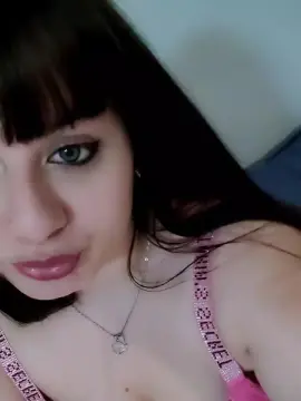 Cam4 Watch Live Sex Cams of Foxy_Evii