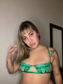 Cam4 Sex Cam of Sirena65