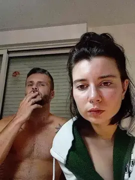 Cam4 Best live sex cam show of CoupleChaud18