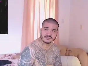 Cam4 Live Sex of SWEET_DESIRES_