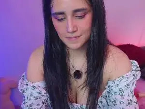 Cam4 Watch Live Sex Cams of elowen_halley1