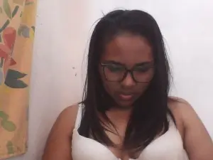 Cam4 Adult Video Chat of talie5