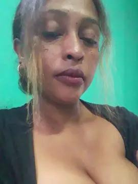 Cam4 Live Sex of ginn19