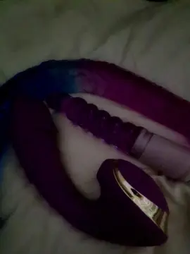 Cam4 Free Live Porn of Tittietat
