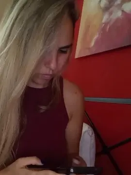 Cam4 Adult Webcam of Emilyvuxa