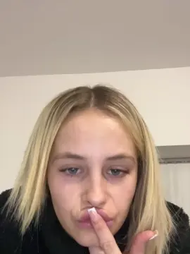 Cam4 Live Sex of Whiteyyy1