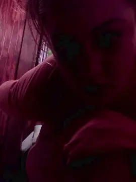 Cam4 Live Sex of JuicyBootiBabi